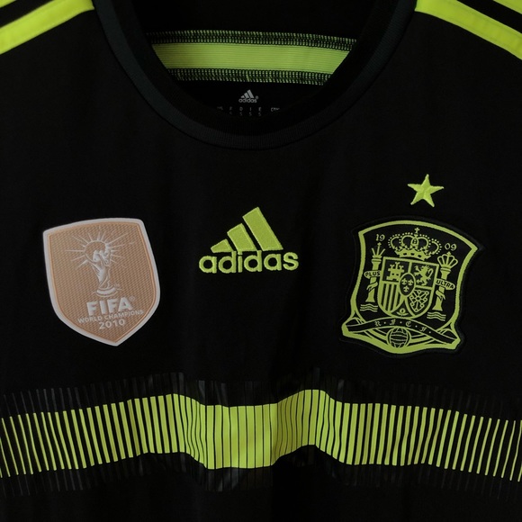 Adidas FIFA Wold Champions 2010 Away Jersey - Picture 4 of 6